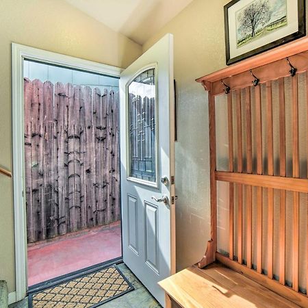 Hilltop Loft Ukiah Vacation Rental! Exteriör bild