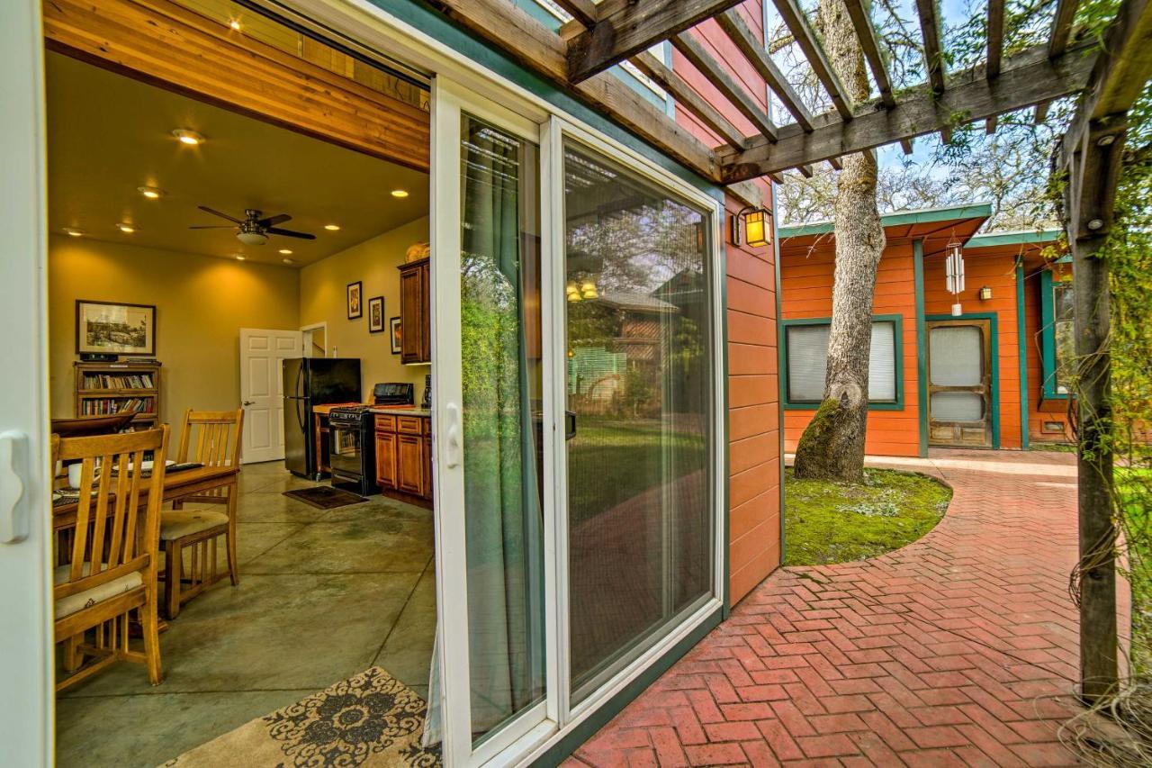 Hilltop Loft Ukiah Vacation Rental! Exteriör bild