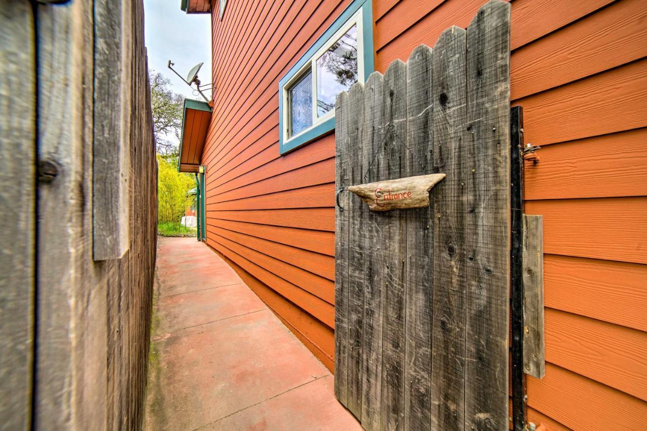 Hilltop Loft Ukiah Vacation Rental! Exteriör bild